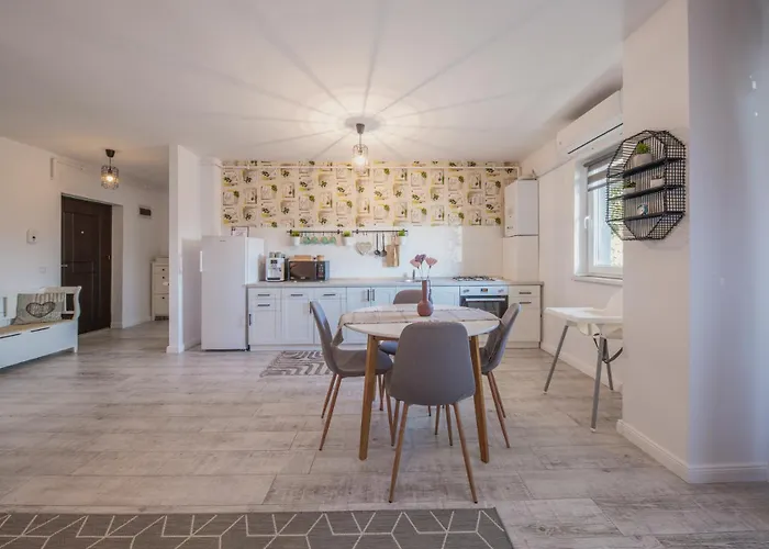 Daire Patrick Kaloşvar